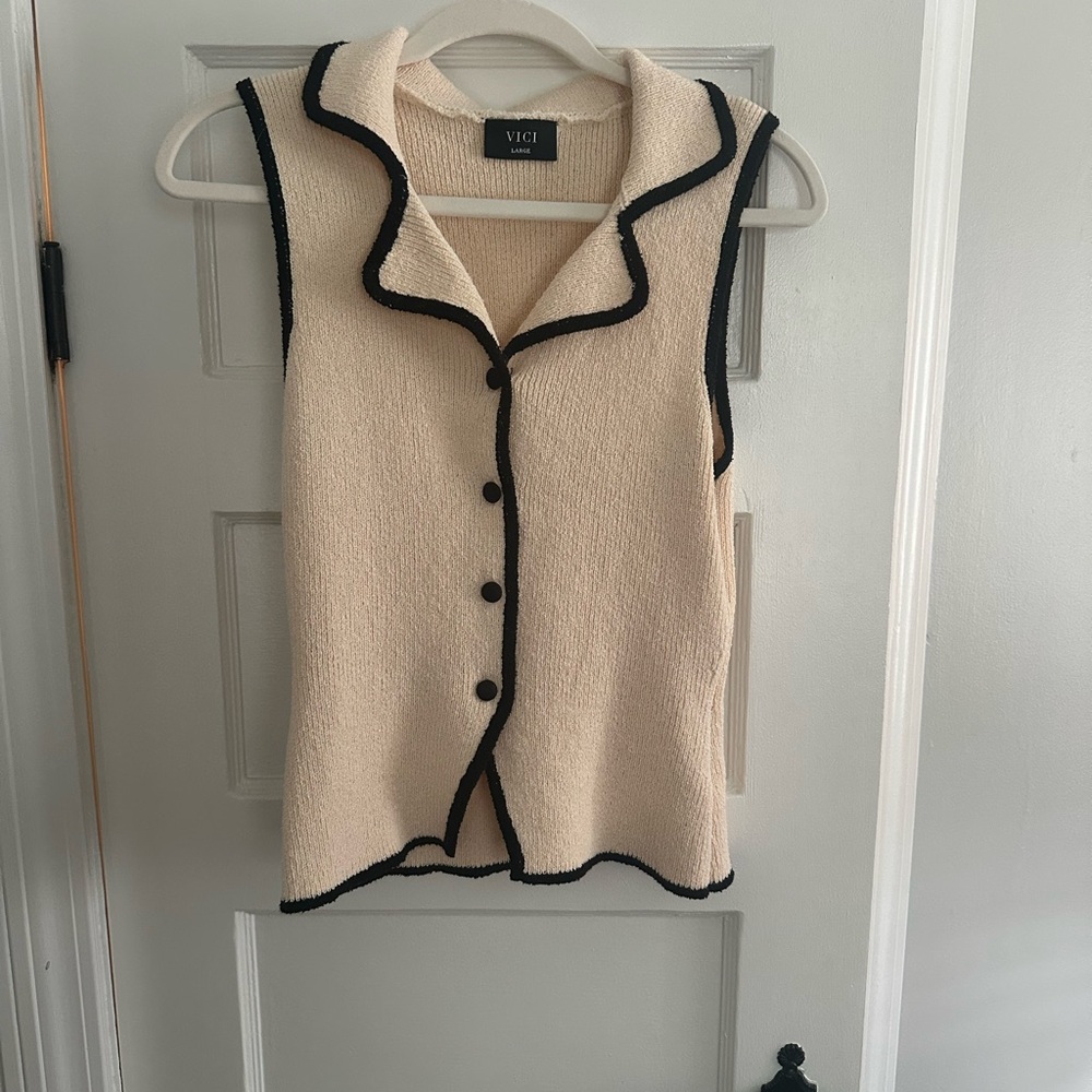 Vici Cream Vest with Black Edging